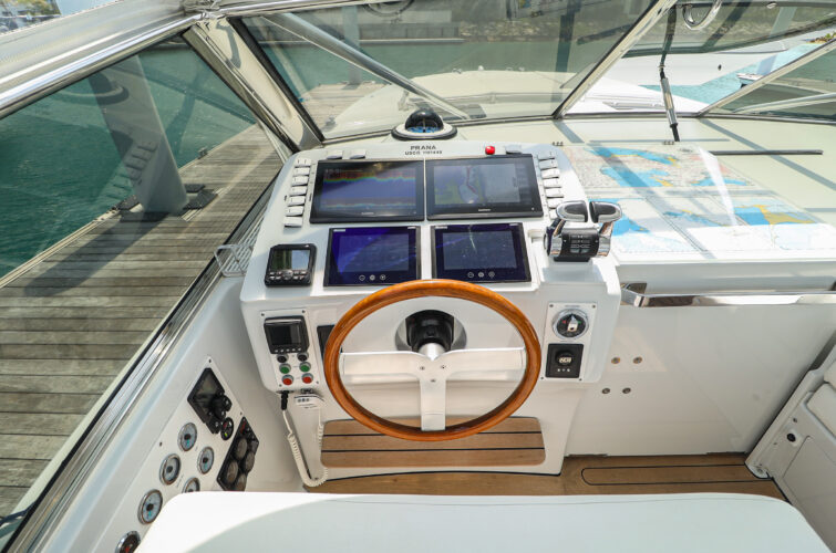 PRANA 46' ITAMA Yacht Helm Full View