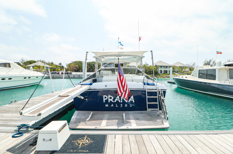 PRANA 46' ITAMA Stern-Hay Ganway-Large Team Swim Platform Yacht